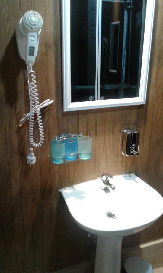 Hostal Chalet Las Violetas Пунта-Аренас Екстер'єр фото
